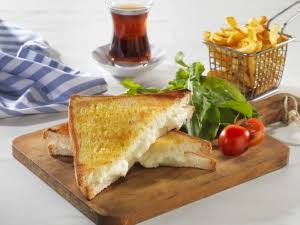BEYAZ PEYNİRLİ TOST-WHİTE CHEESE TOAST