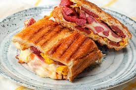 Çift kaşarlı tost