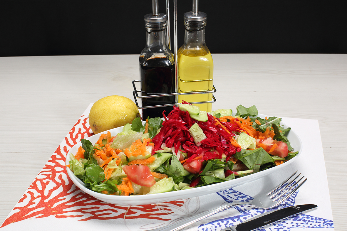 Mevsim Salatası (büyük boy)