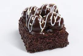 Siyah Profiterollü Kare Mono