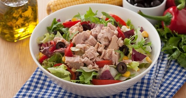 TON BALIKLI SALATA / TUNA FISH SALAD