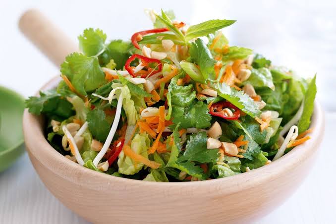 MEVSİM SALATASI / SEASONAL SALAD