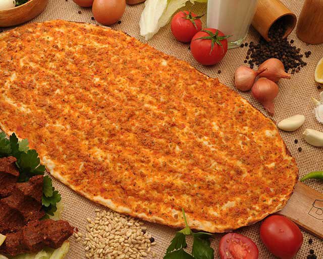 Acısız lahmacun 