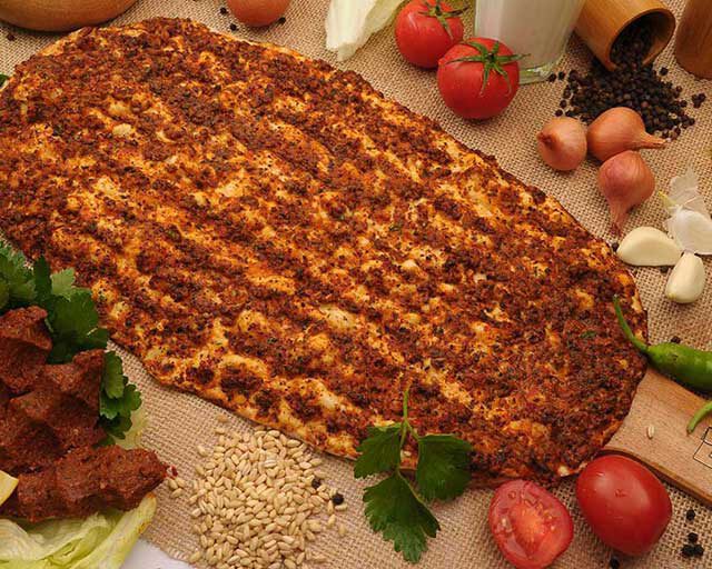 İsotlu lahmacun 