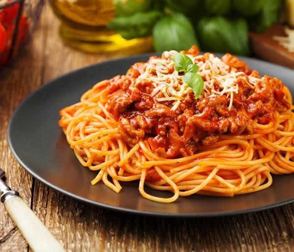Spagetti Bolonez
