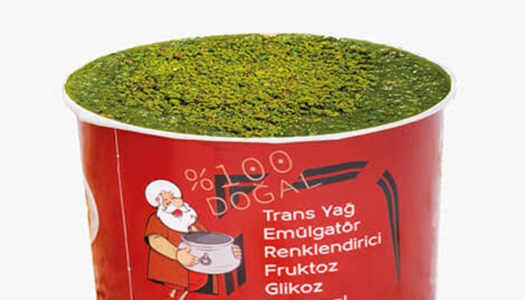 Antep Fıstıklı İrmik Helvası 