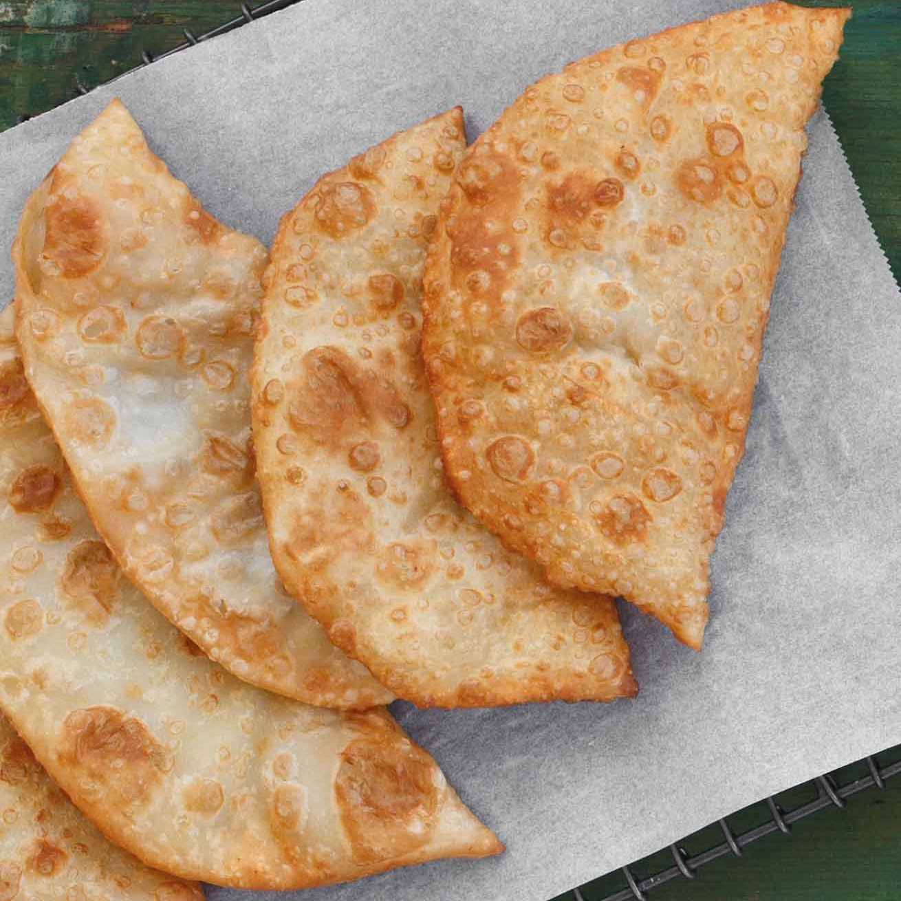 Patatesli Börek