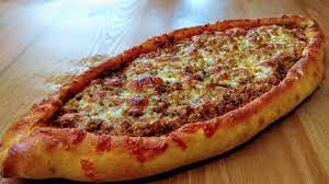 Kıymalı Kaşarlı Pide