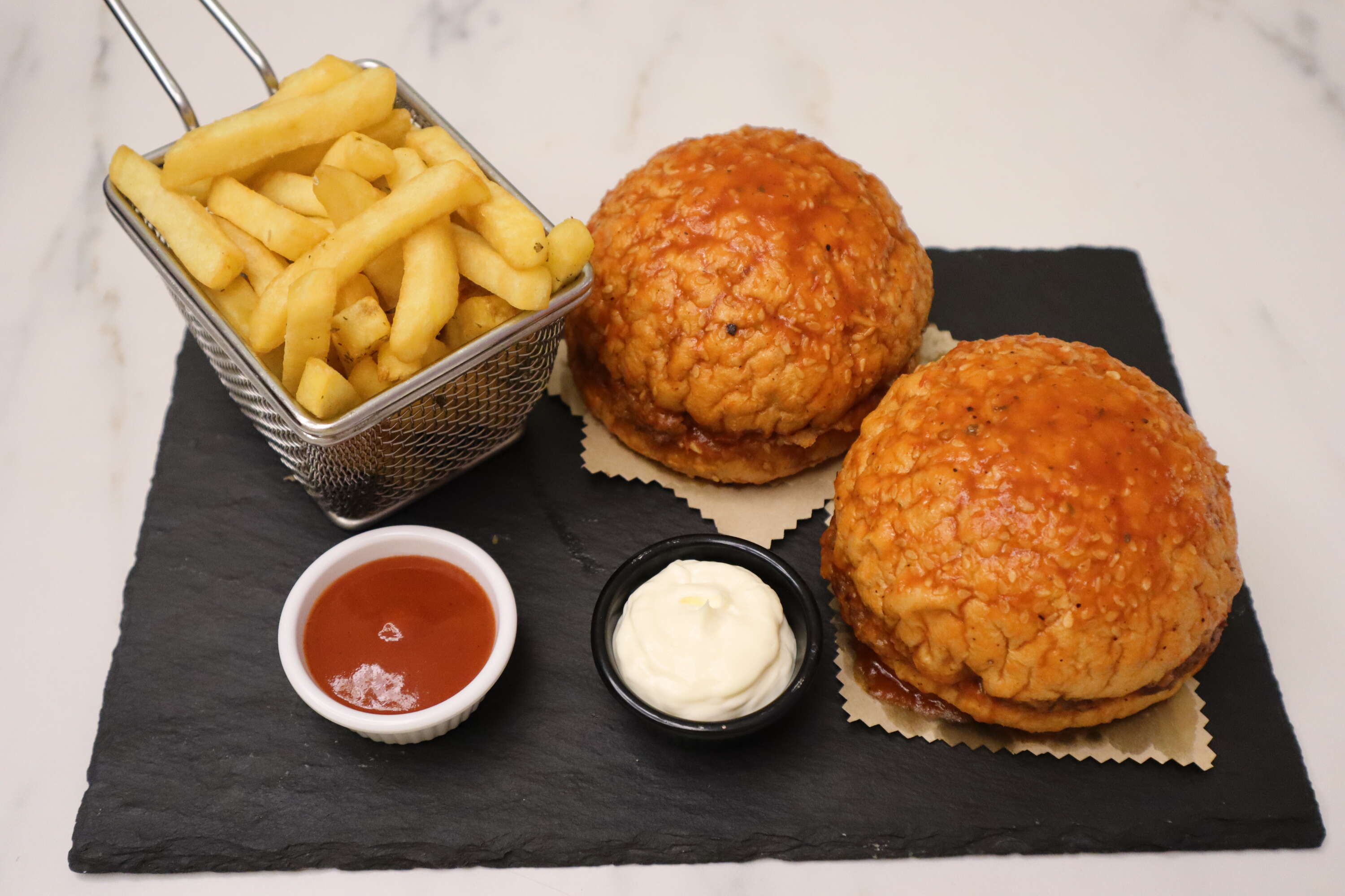 Double Wet Burger with special sauce 2pc