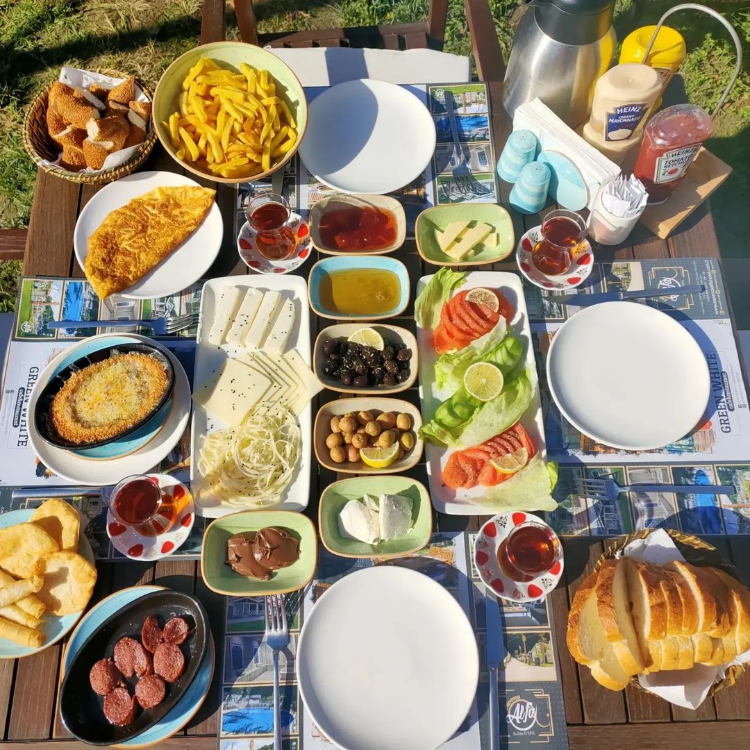 Serpme Kahvaltı