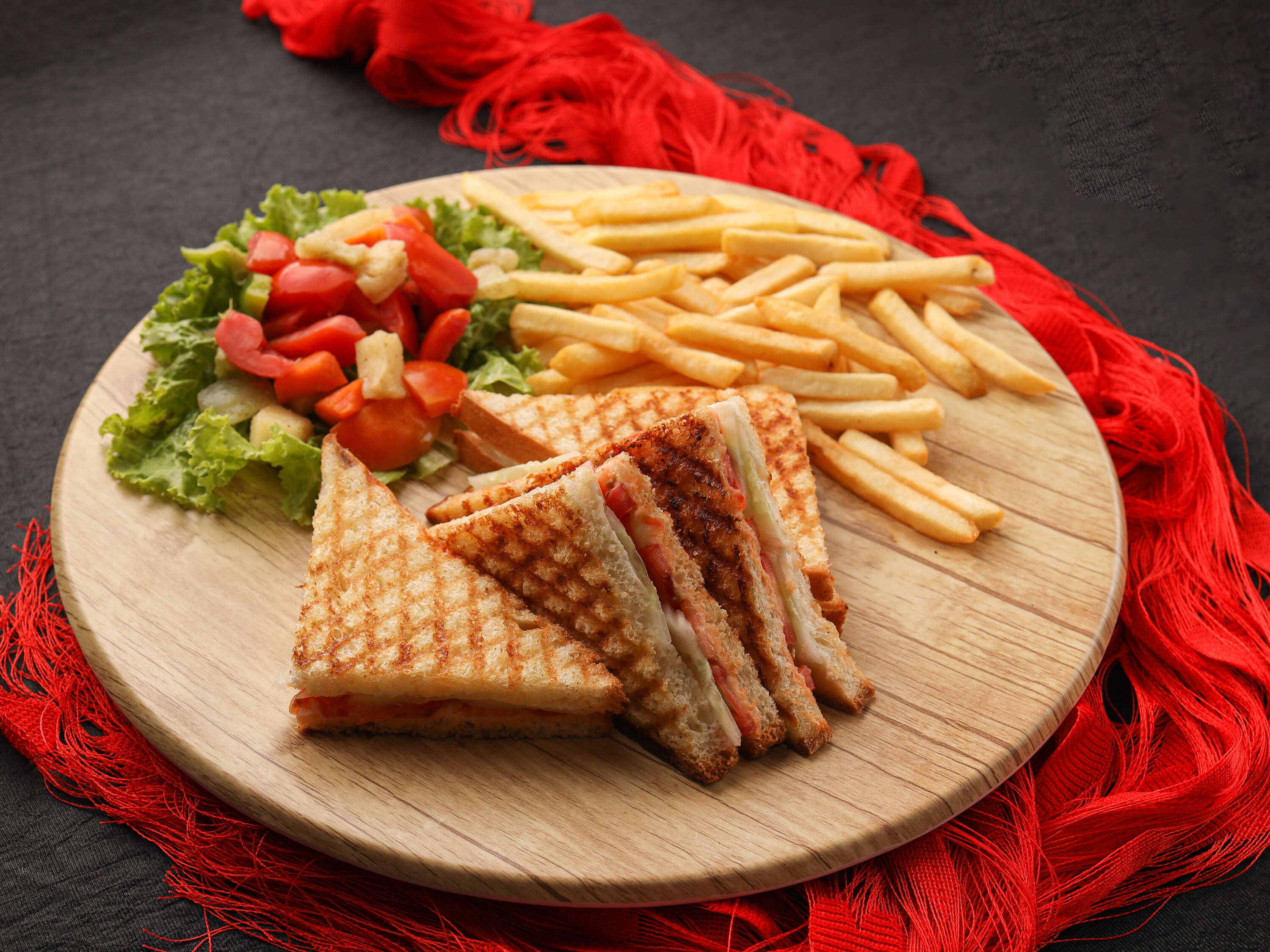 Sucuklu Tost