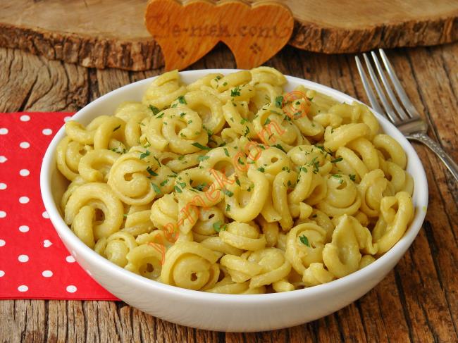 KÖRİ SOSLU MAKARNA