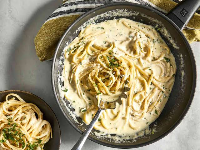 Penne Alfredo
