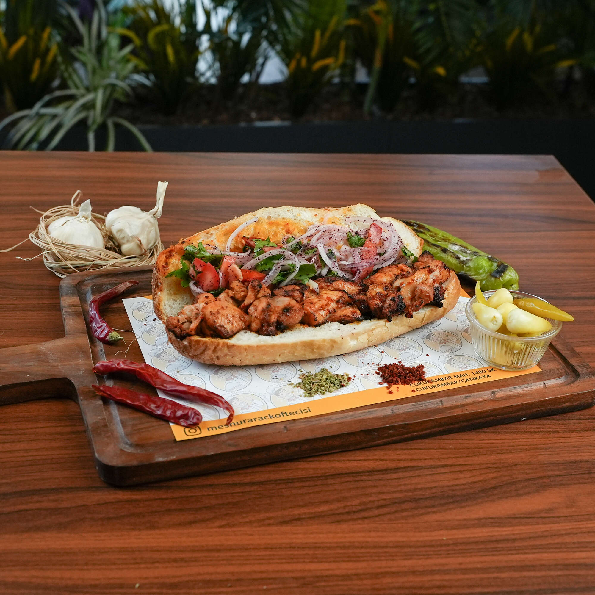 Ekmek / Dürüm Tavuk Şiş