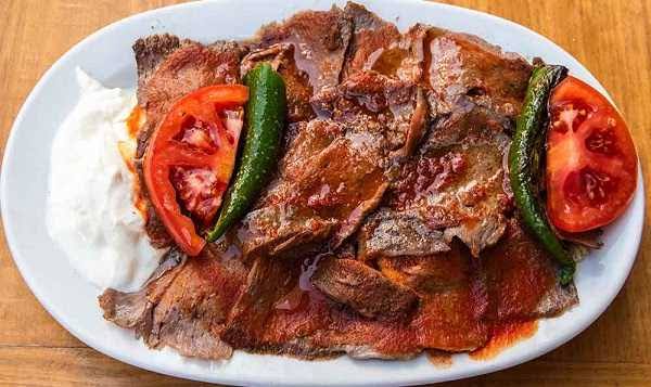 Et İskender Kebap (Yaprak Döner’den)