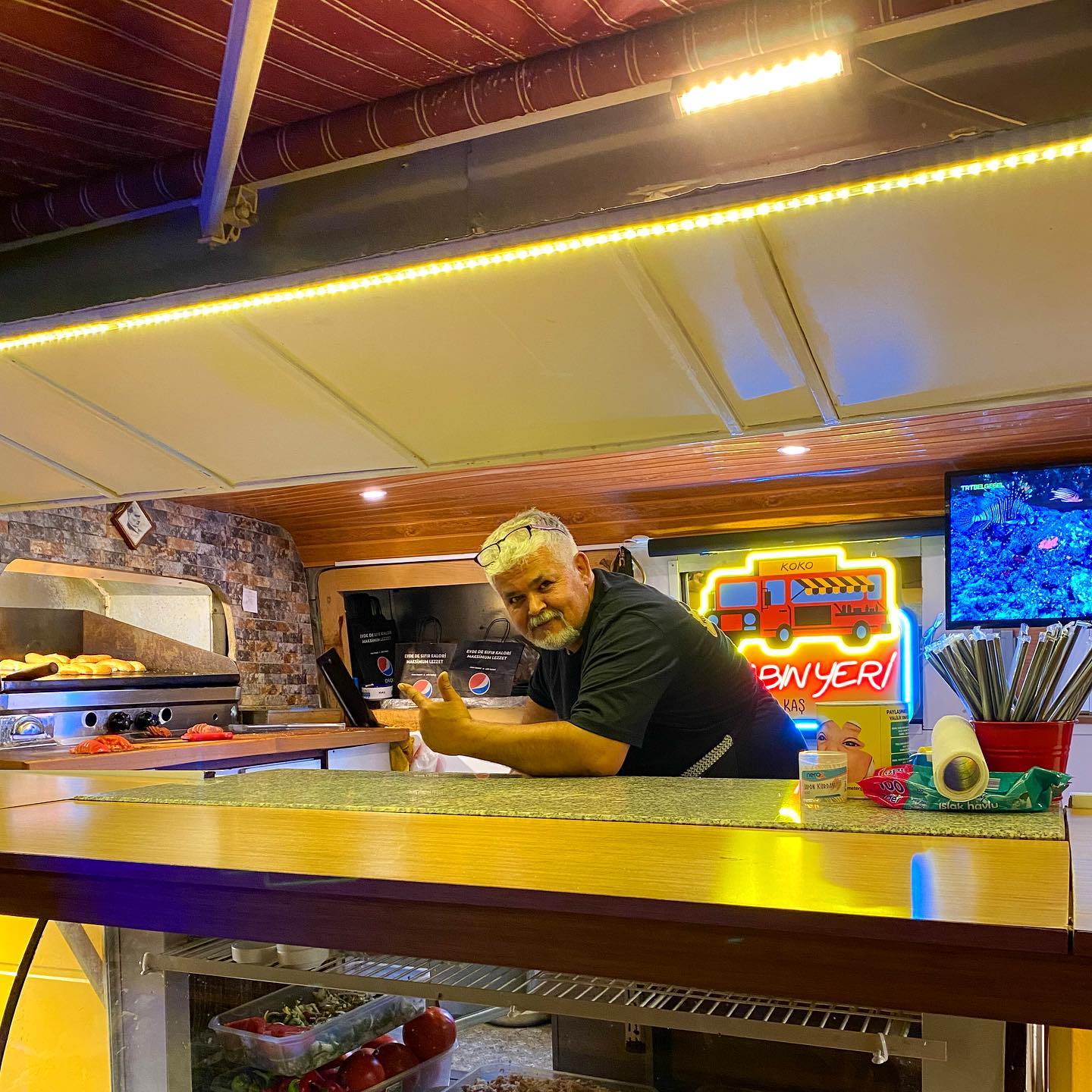 Ekmek Arası