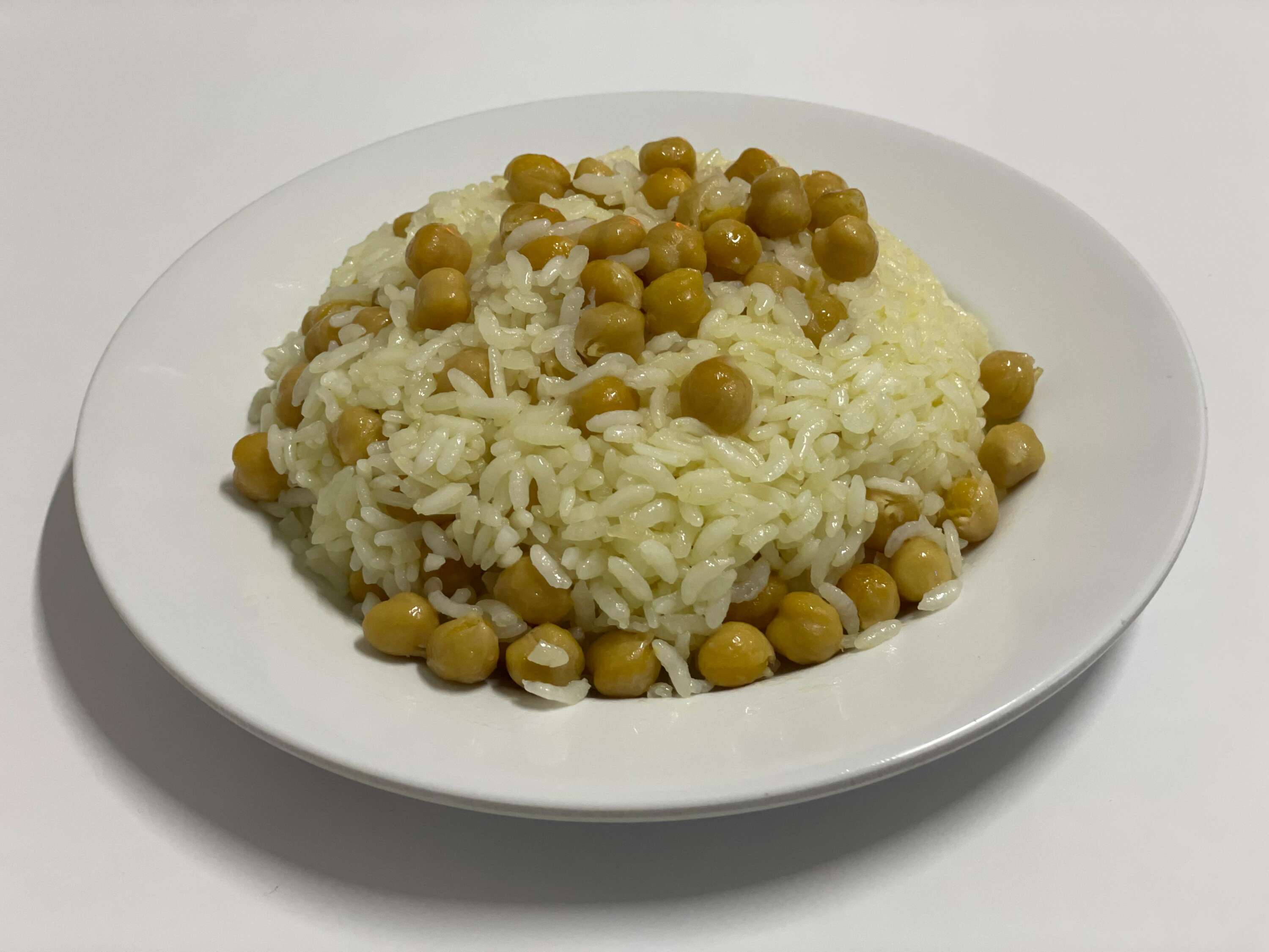 Sade Nohutlu Pilav