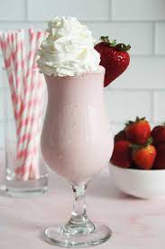 Çilekli milkshake