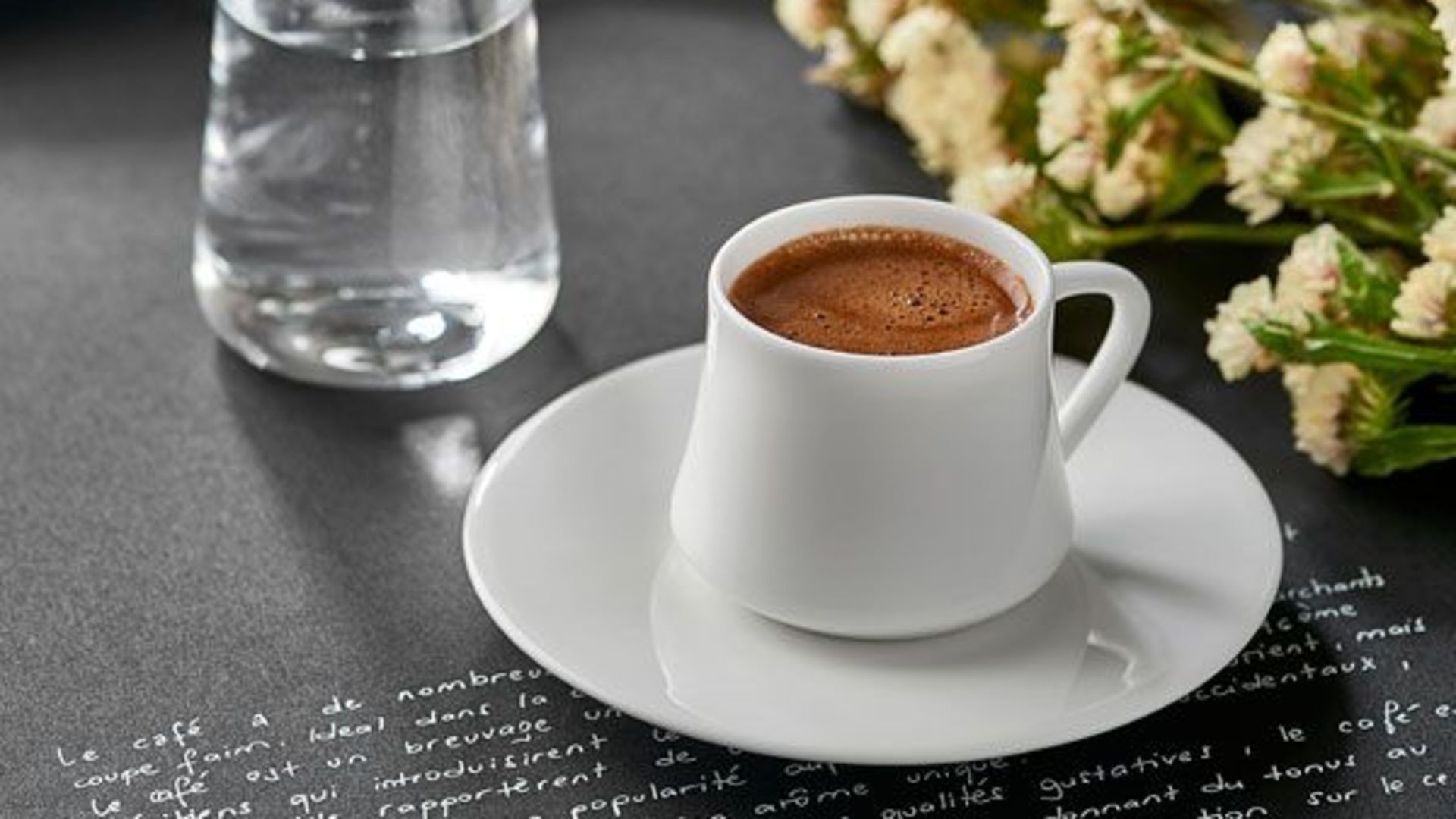 SICAK İÇECEKLER