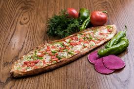 Sebzeli Kaşarlı Pide 