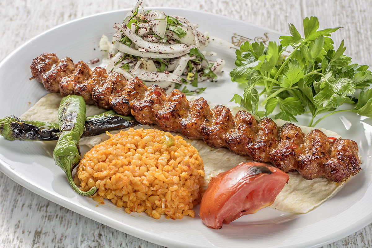 Adana Kebap porsiyon