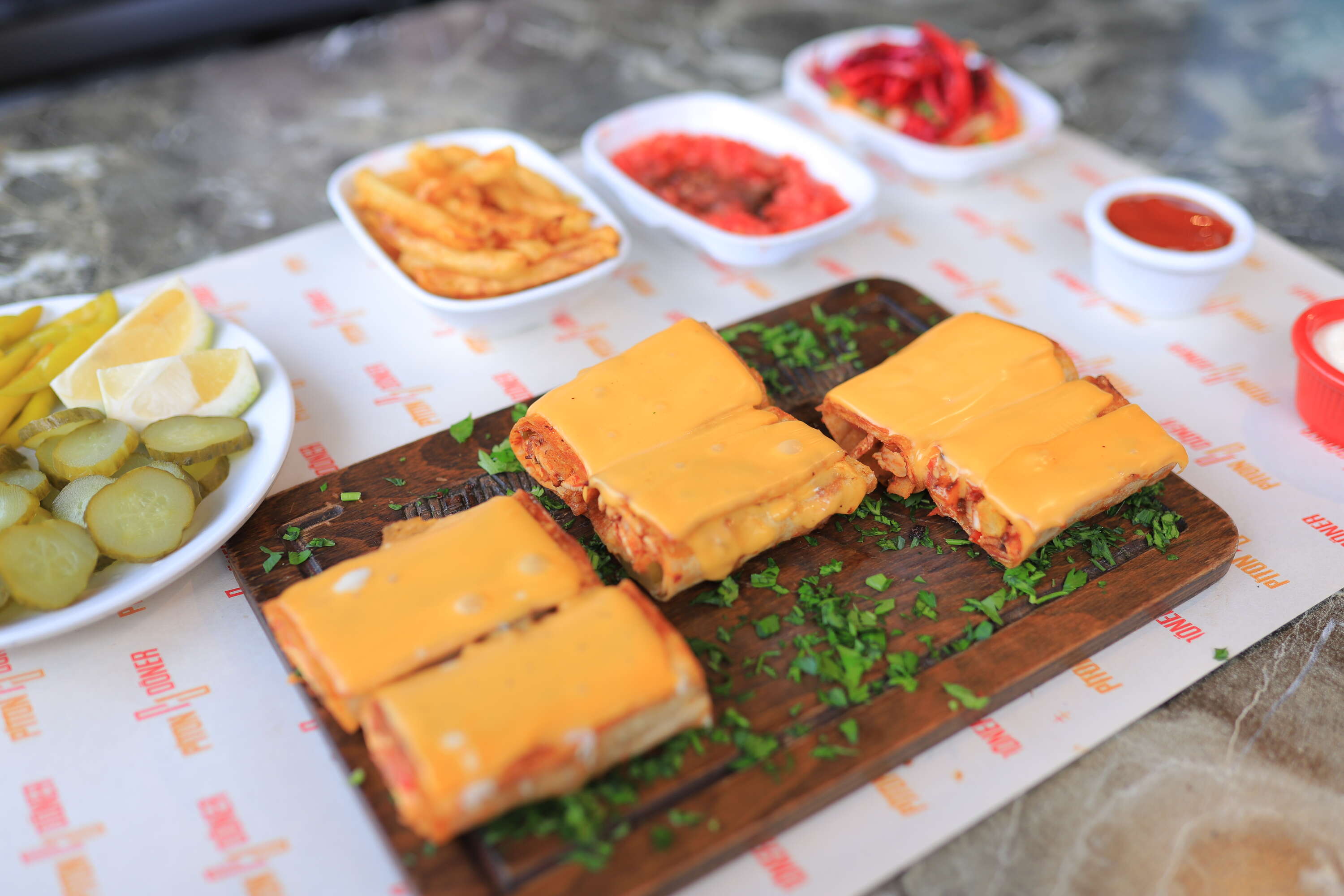 Klasik Chedarlı Piton