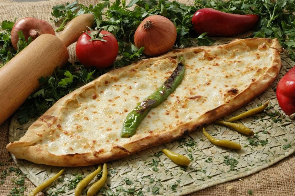 Peynirli Pide