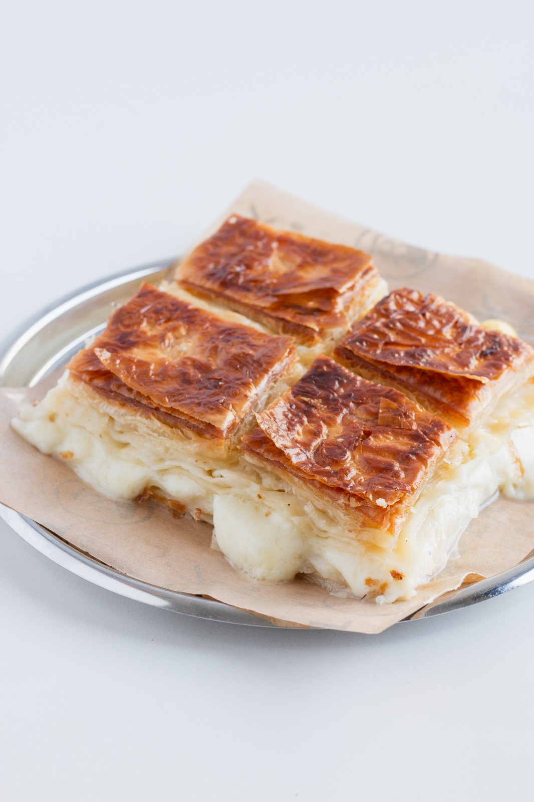 1 KG PEYNİRLİ SU  BÖREĞİ 