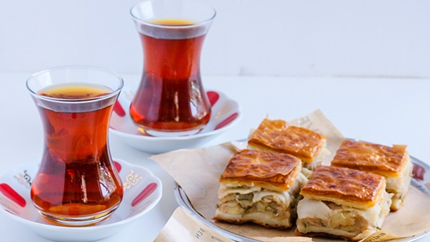 1 KG ISPANAKLI BÖREK 