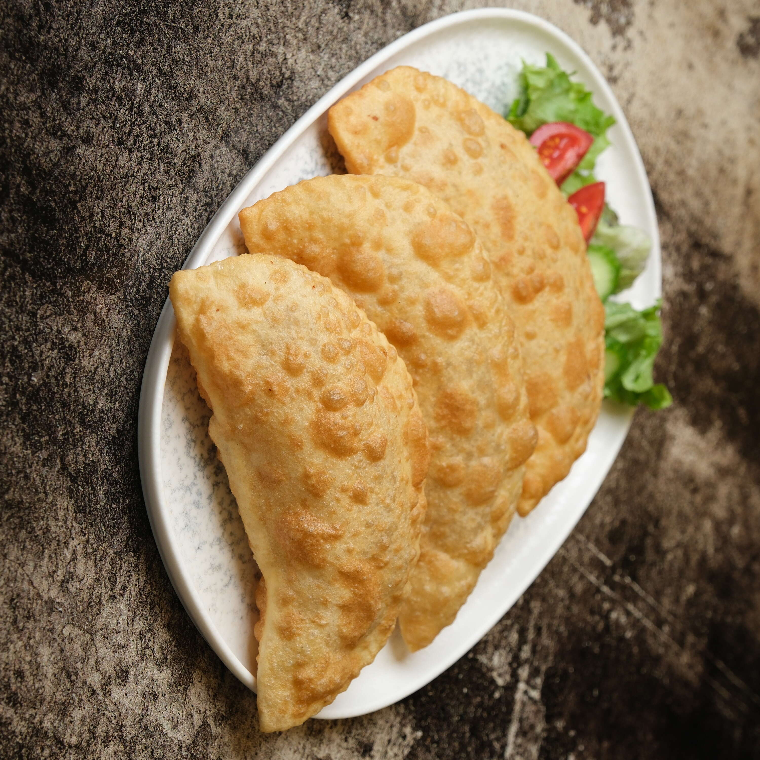 Peynirli Çiğ Börek