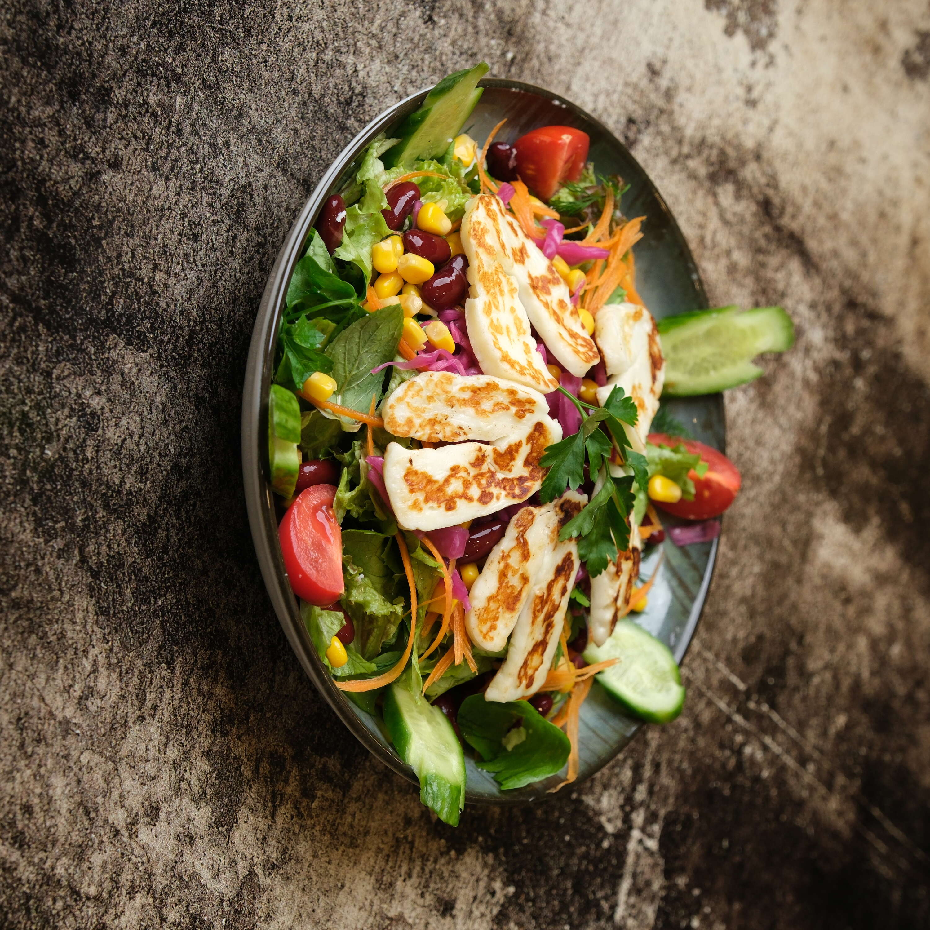Hellim Salad