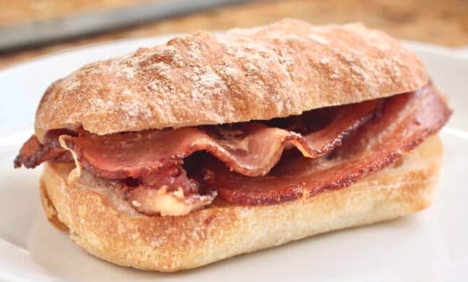 BACON EGG SANDWICHE