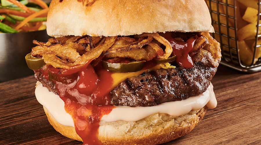 BURGERLER ( patates kızartması ile servis edilir.)