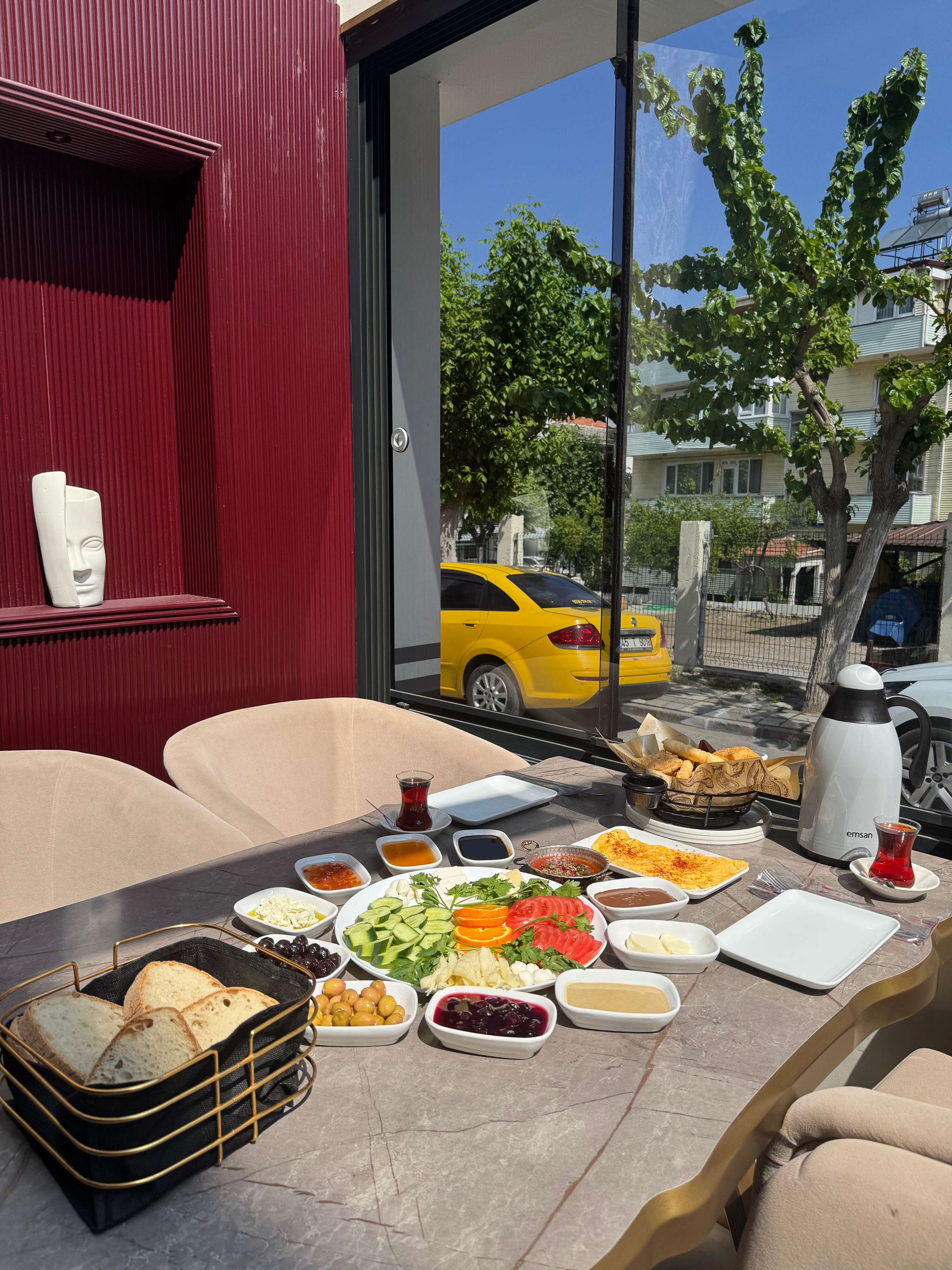 Serpme Kahvaltı (4 Kişilik) 