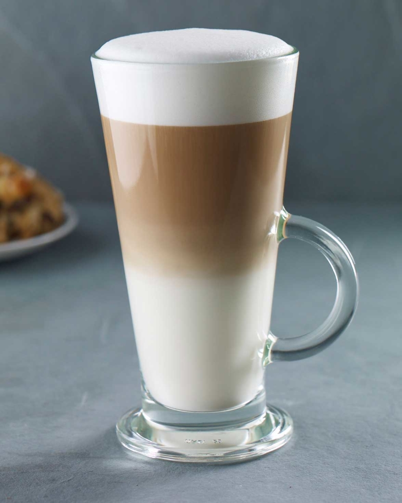 LATTE MACCHIATO