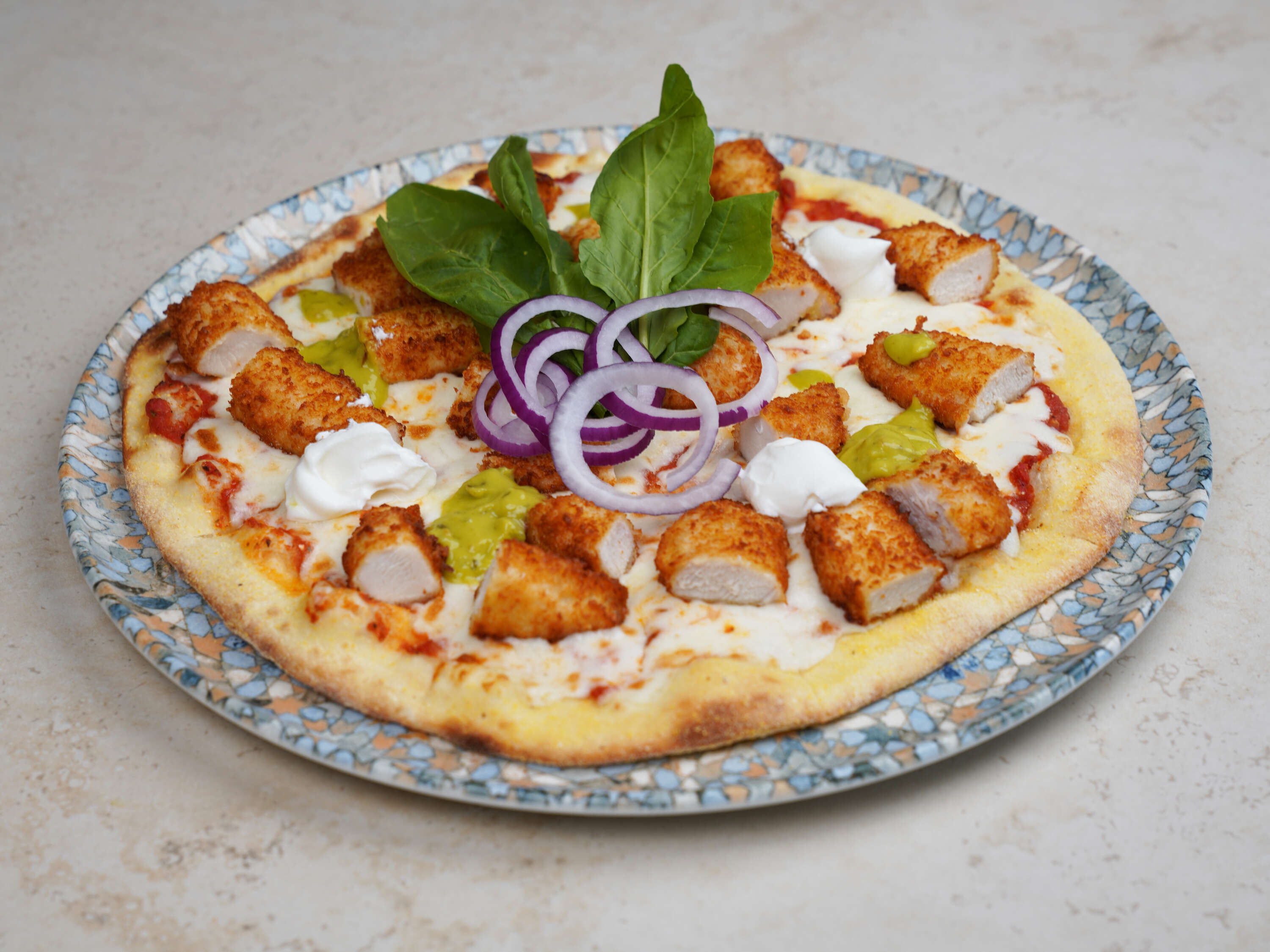 Çıtır Tavuklu Pizza