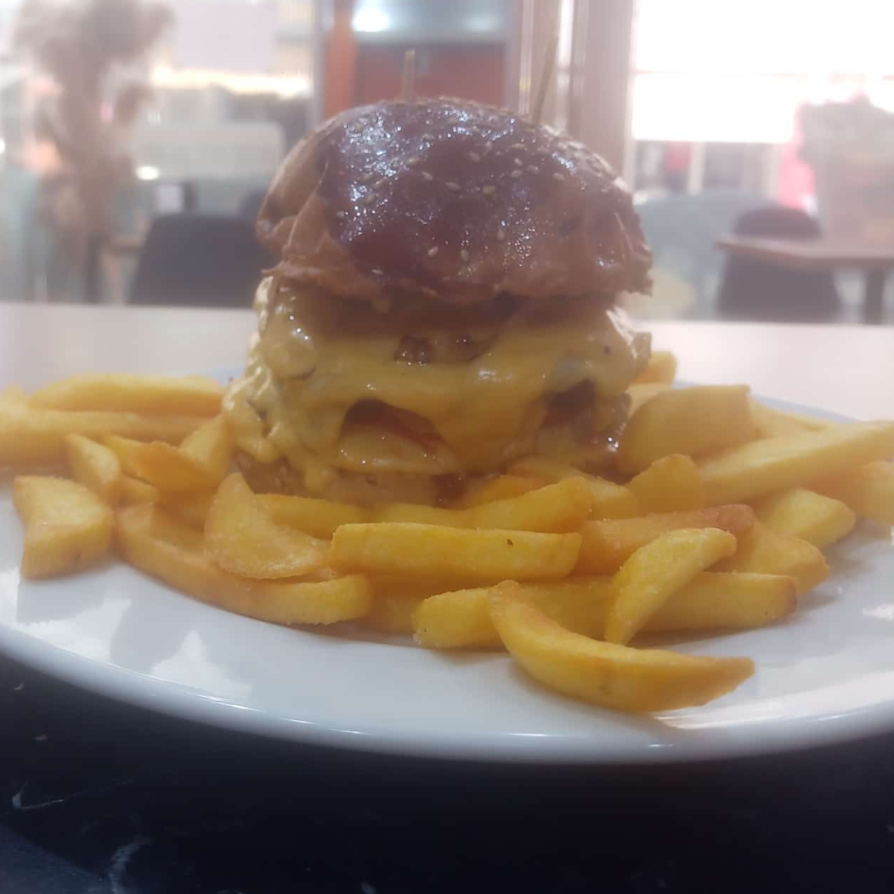 Double Cheese Burger Menü