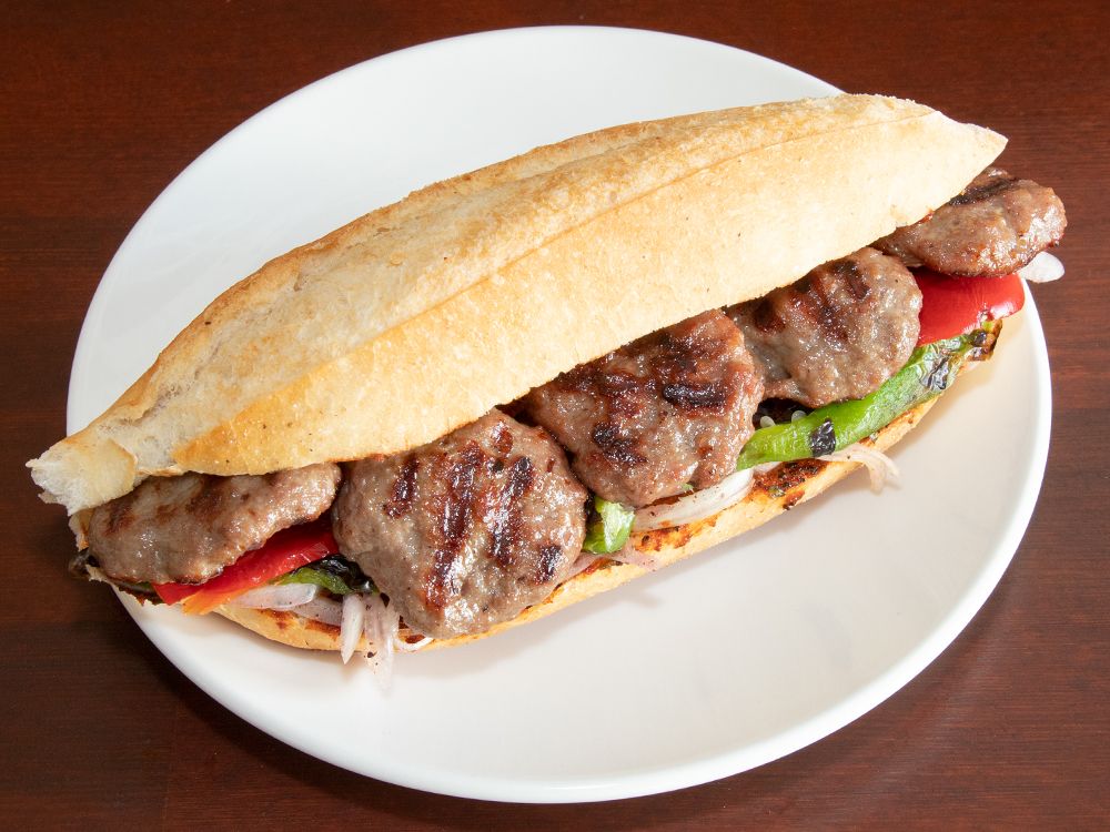 Köfte Ekmek(Köfte im Brot)