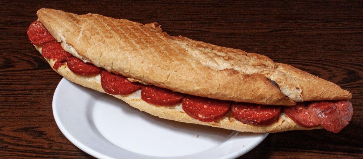 Tam Sucuklu Tost