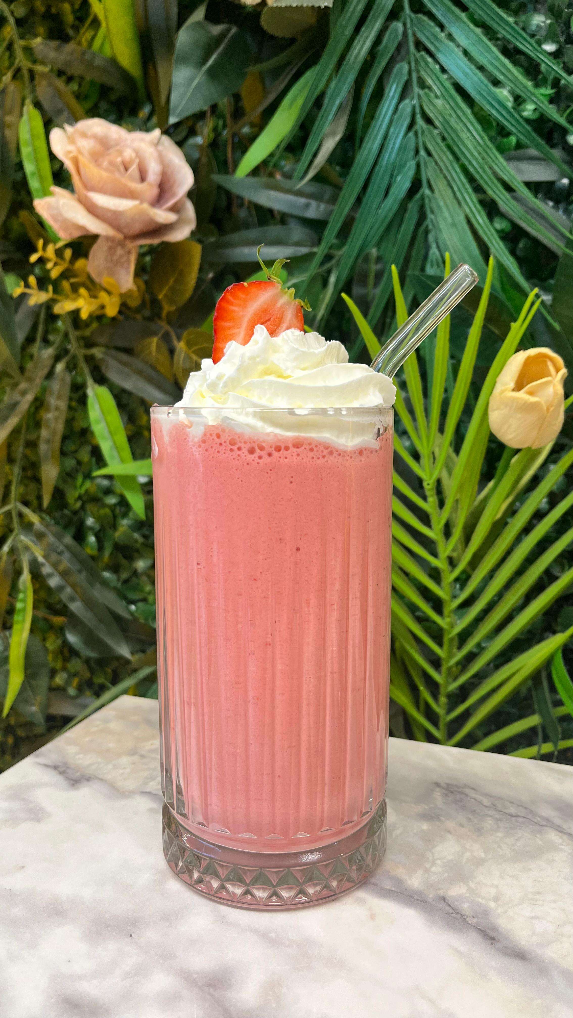 Milkshake ((Çilekli)