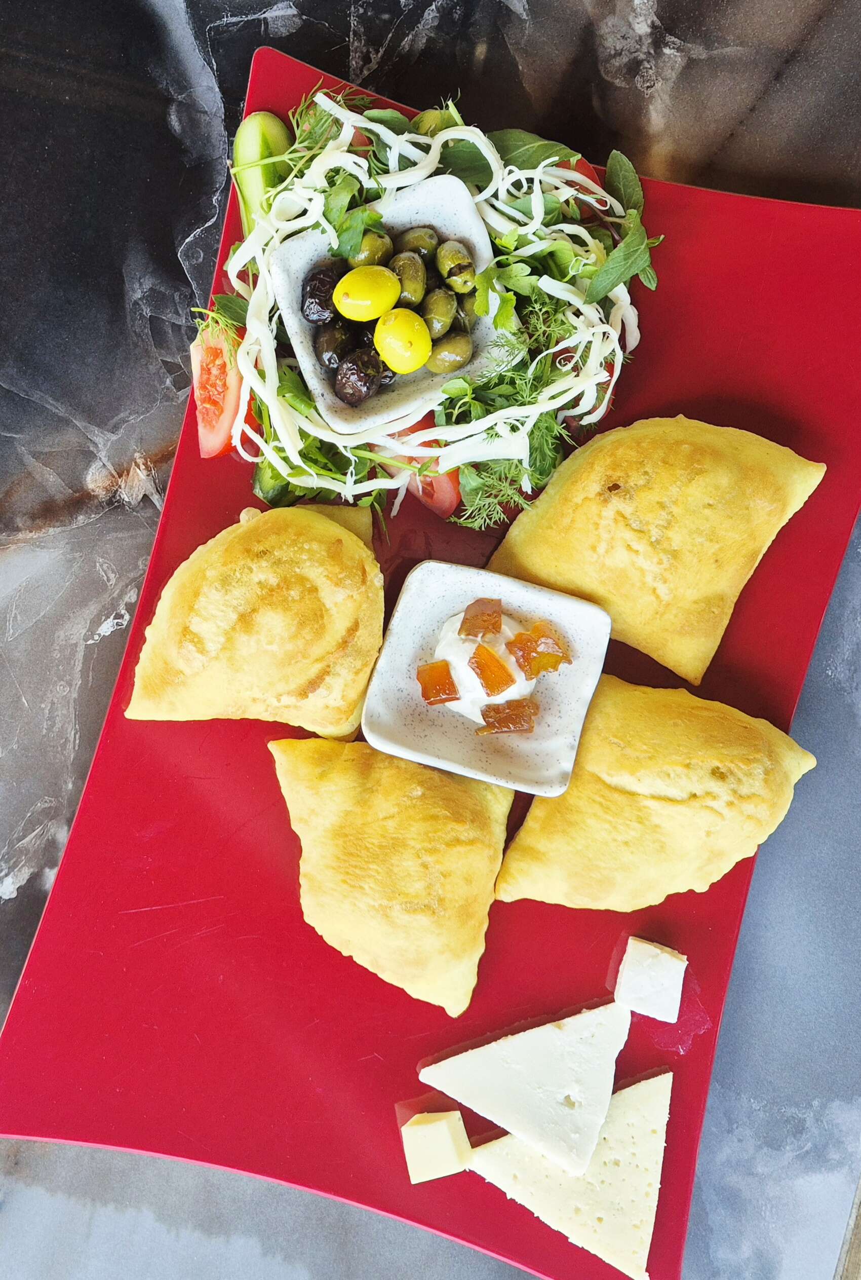 Pişi Tabağı & Termos Çay