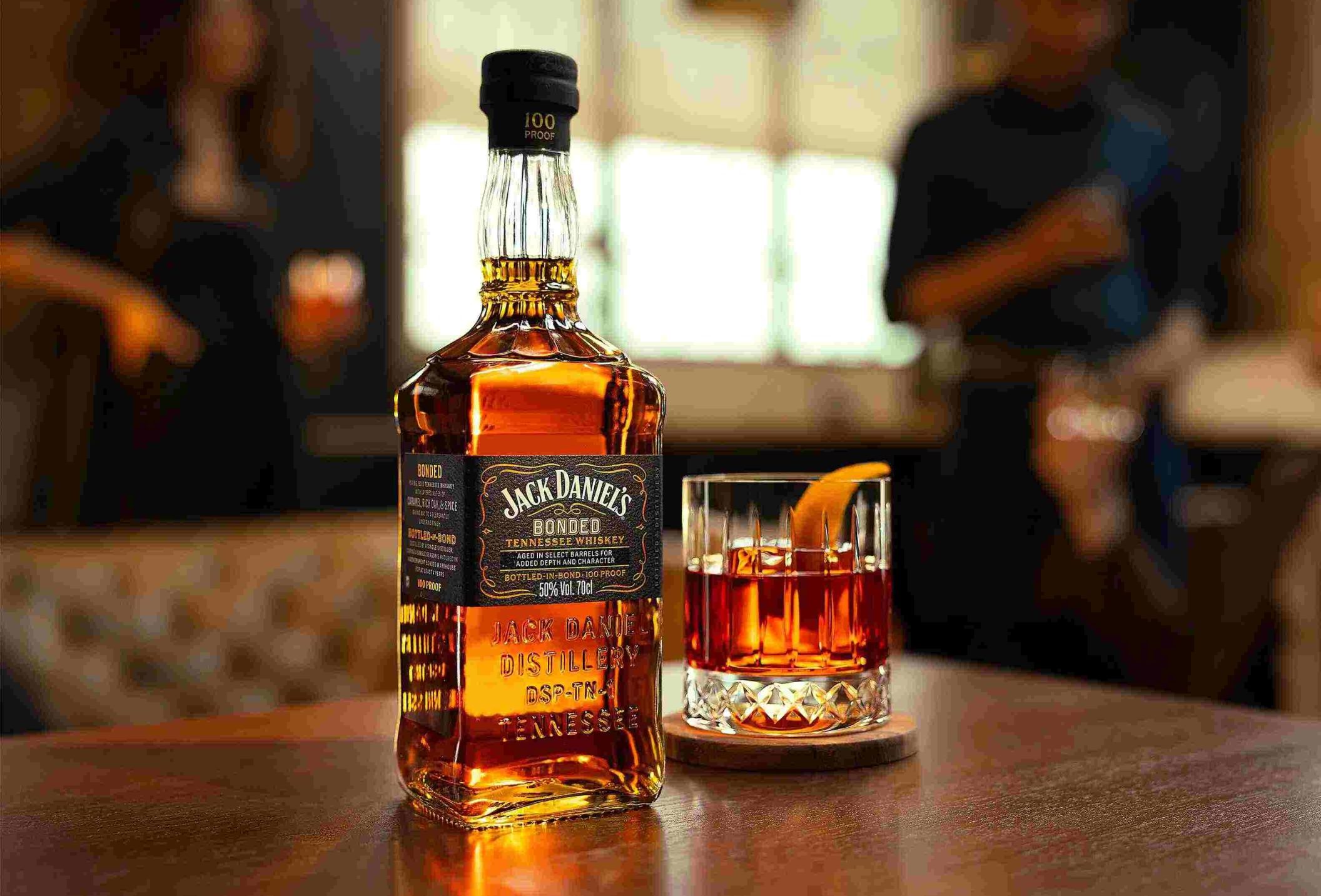 Jack Daniels 100'cl