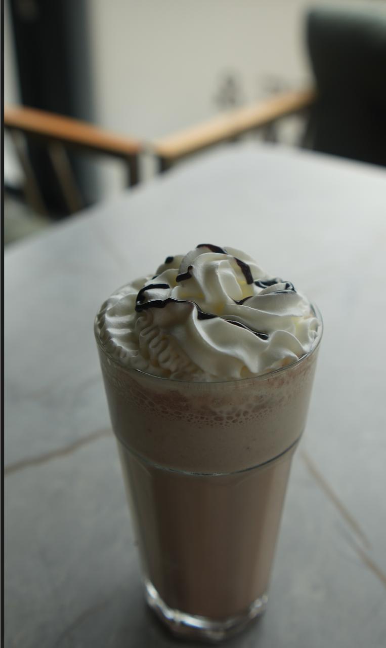 ÇİKOLATALI MİLKSHAKE