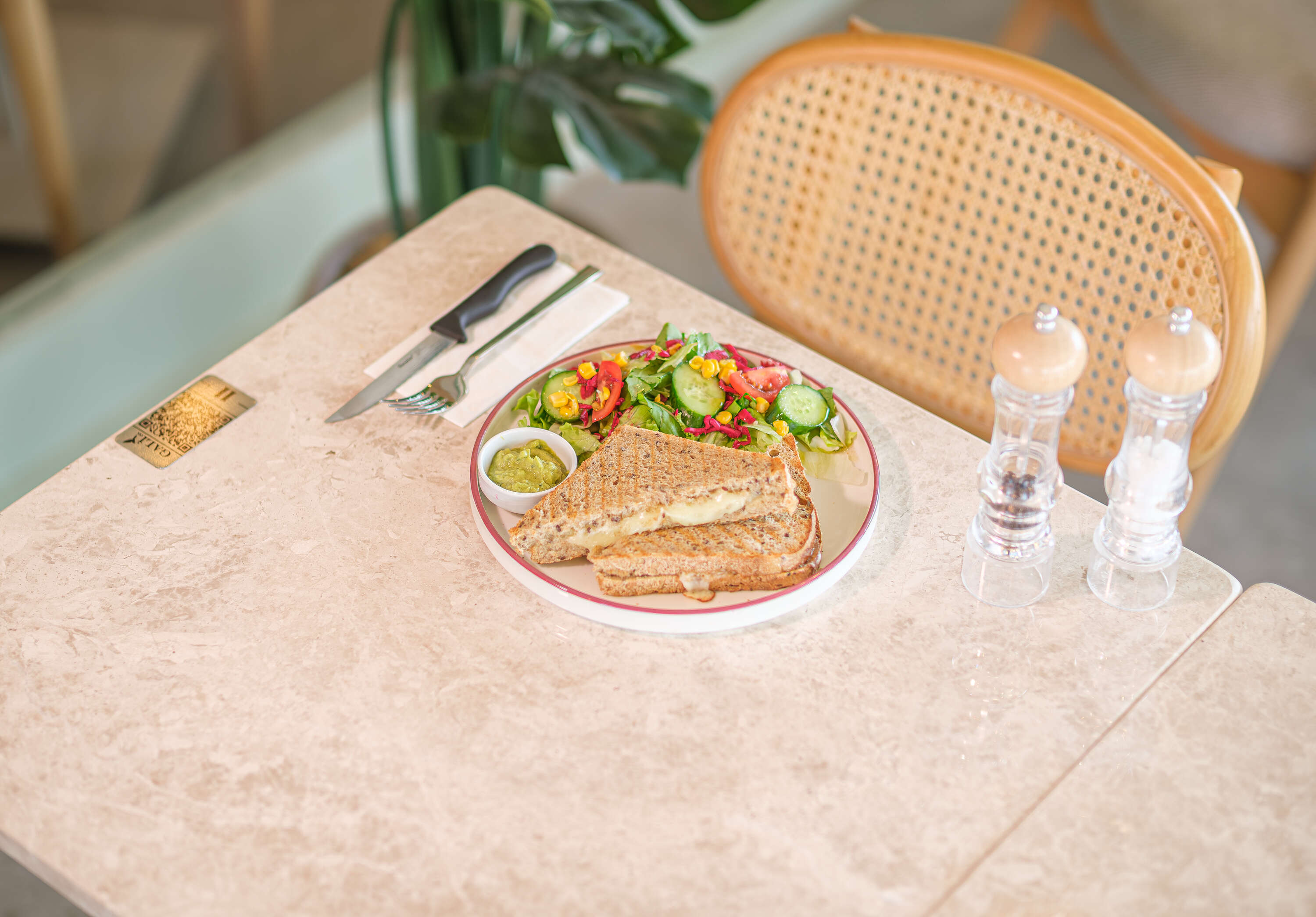 Sucuklu tost