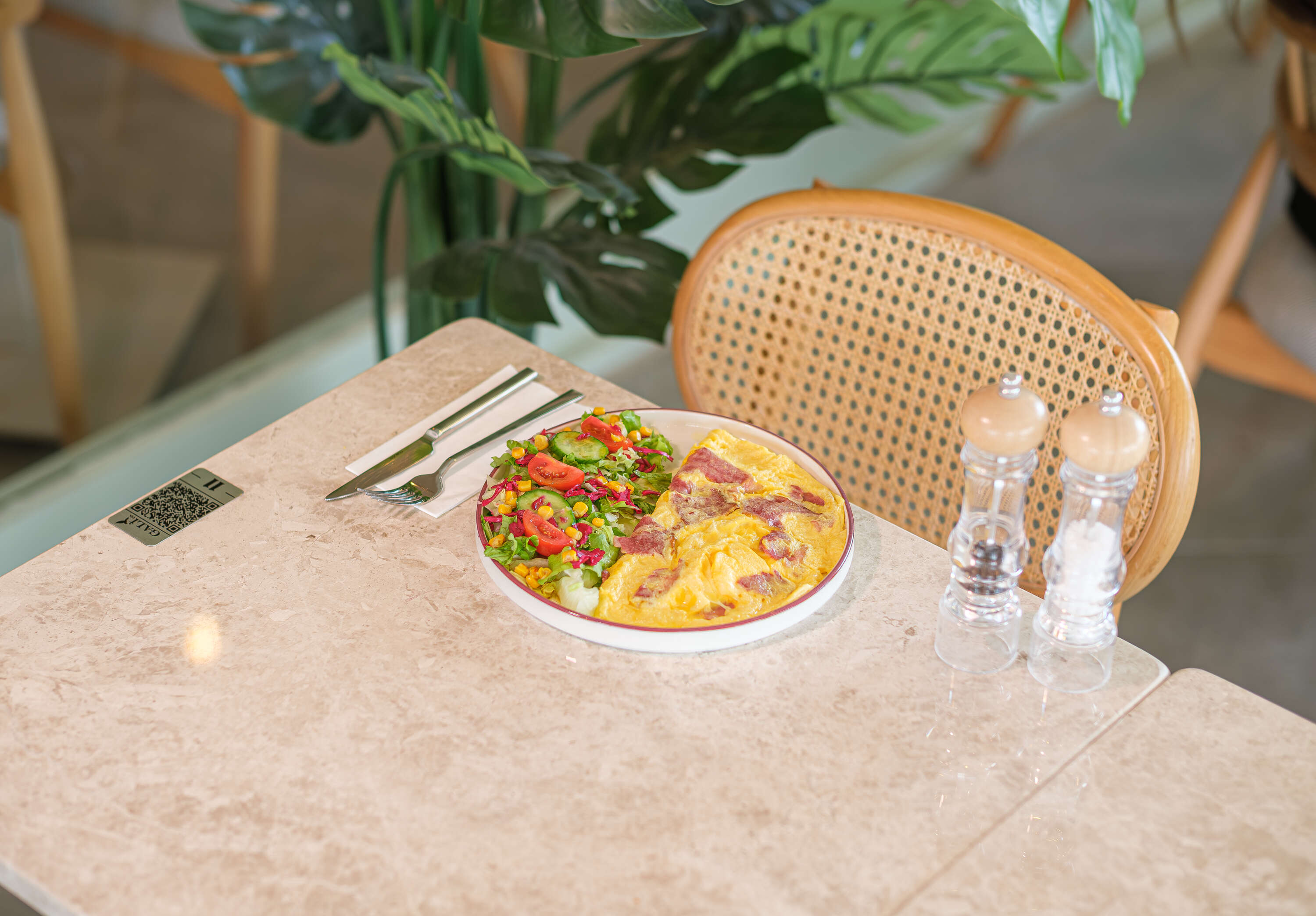 Füme kaburgalı omlet