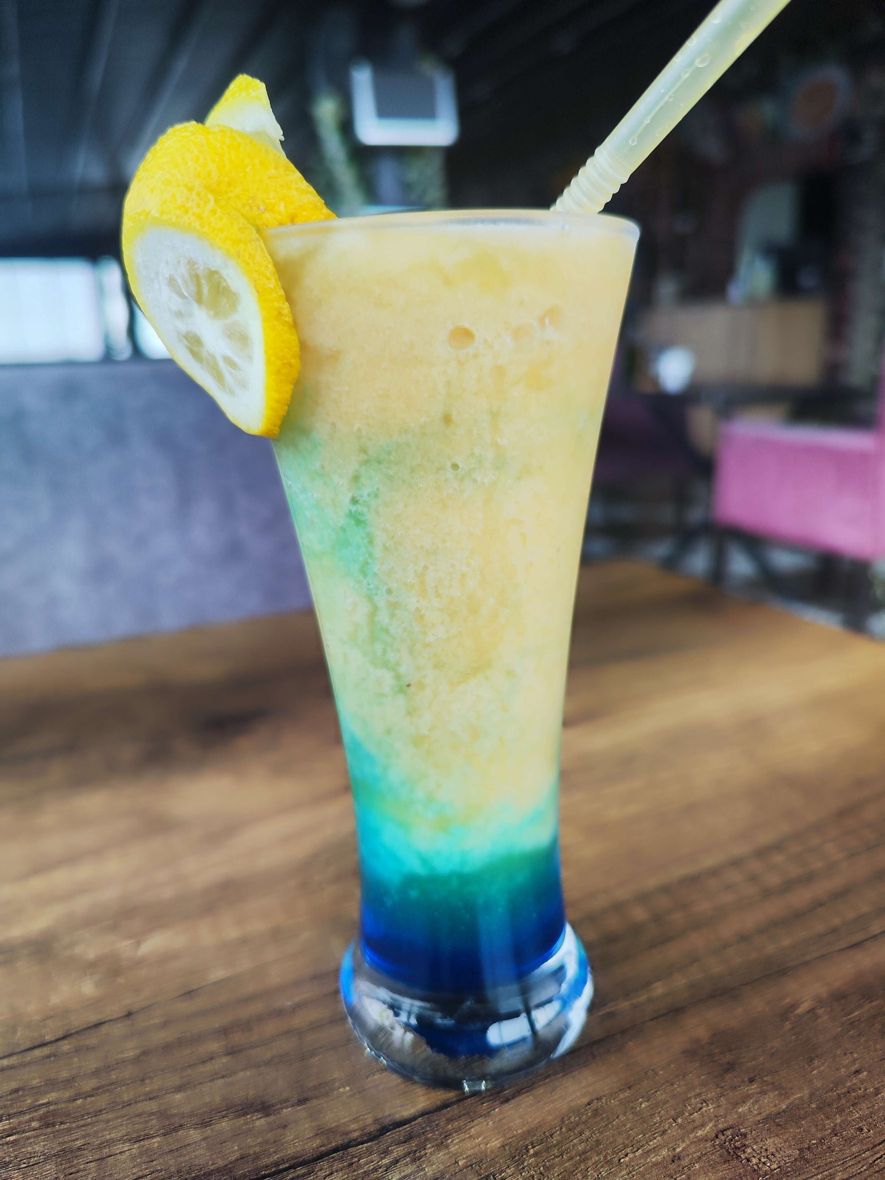 BLUE MONDAY KOKTEYL