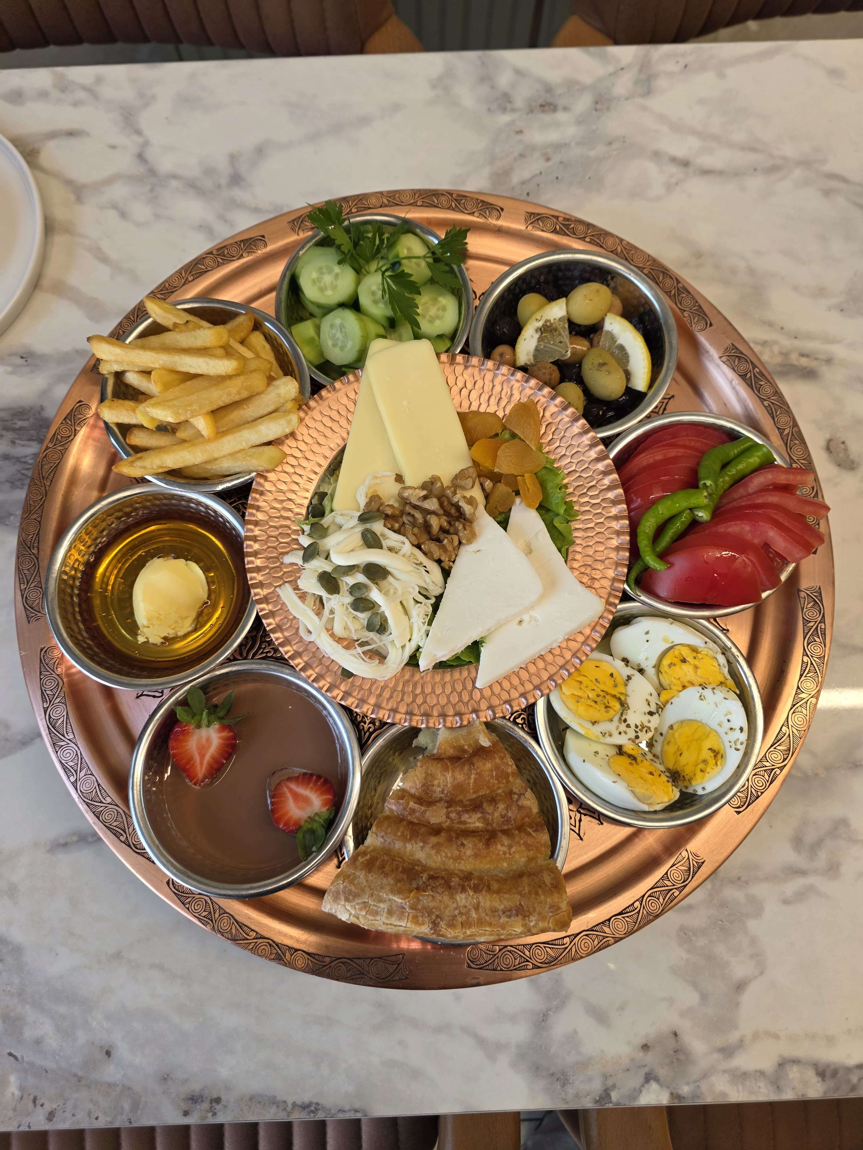 LALE ZAMANI KAHVALTI