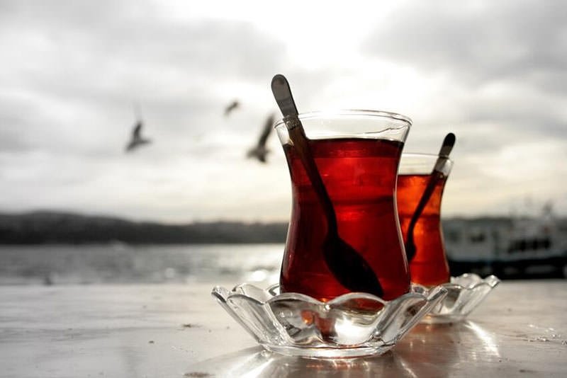 SICAK İÇECEKLER