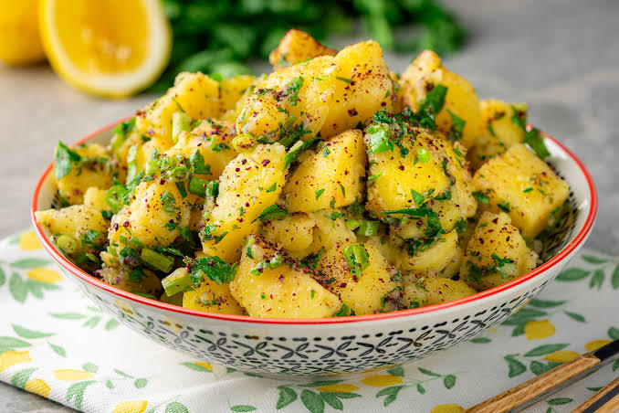 PATATES SALATASI