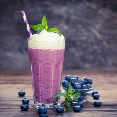 Orman Meyveli Milkshake